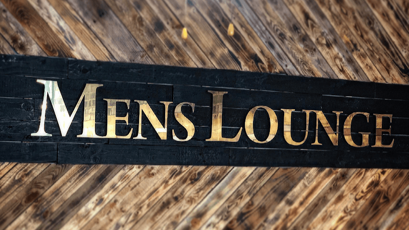 Men's Lounge